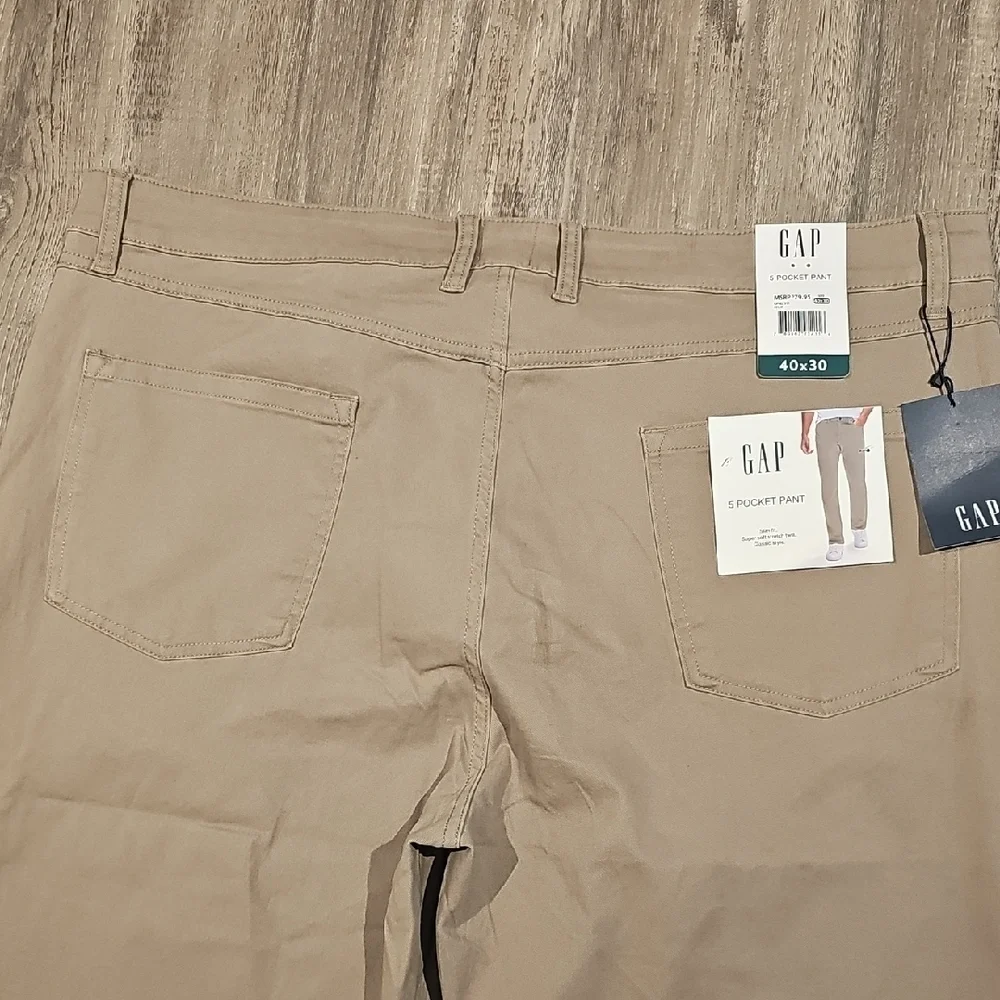 GAP Men's Khaki Chinos